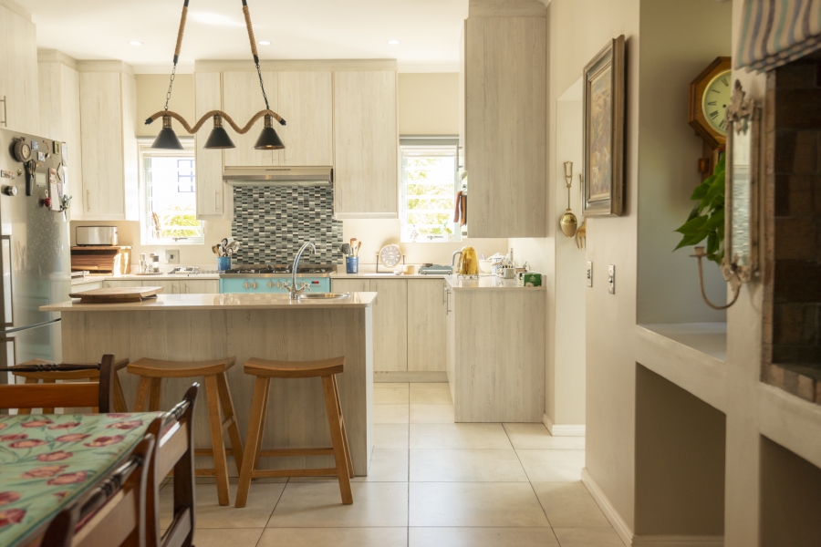 3 Bedroom Property for Sale in Blue Lagoon Western Cape